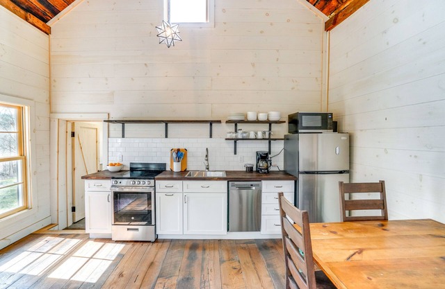 Catskills Cabin on Wooded 100 Acres w/ Lake