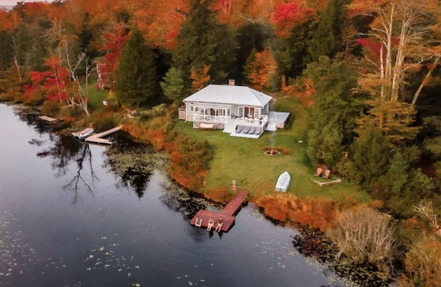 Catskills Modern Lakefront Cottage