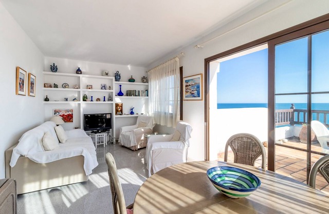 Cau del Llop 77 Apartment with terrace and views