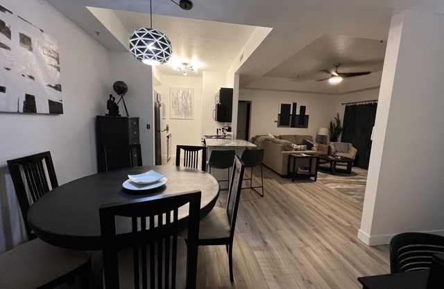 Cedar Lake Condo: Beautiful, completely renovated, 2 Bedroom, 2 Bath Condo