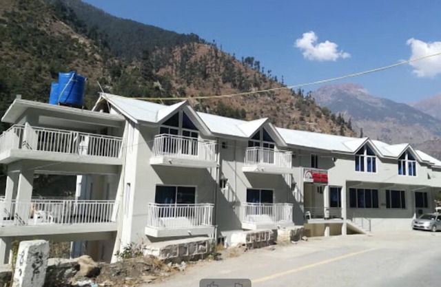 Cedar Vista Hotel