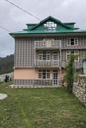 CedarNest by Yoshika with Bonfire