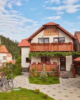 Cekan Family Guest House