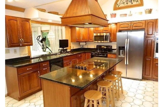 Center Hall Colonial Villa in the Heart of Poconos