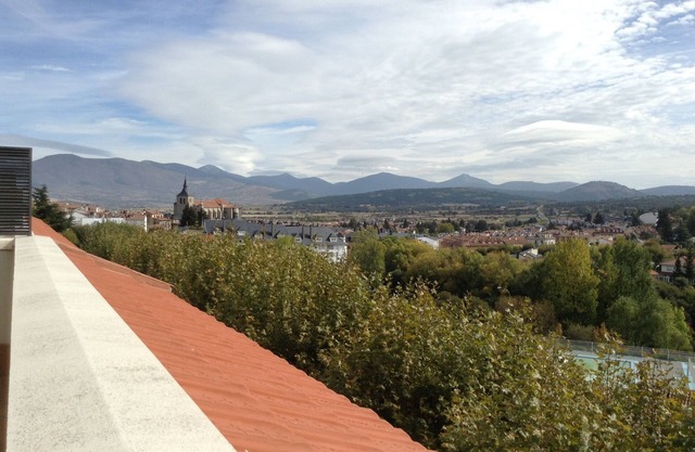 Central apartment with excellent views in El Espinar