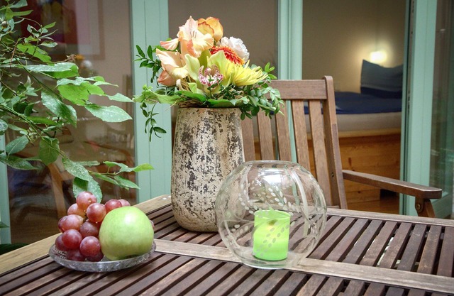 Central, comfy & quiet apartment with patio incl. bicycles, Internet & washer