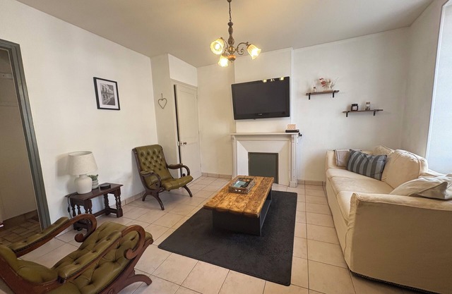 Centrally located in a beautiful town, private garden & parking