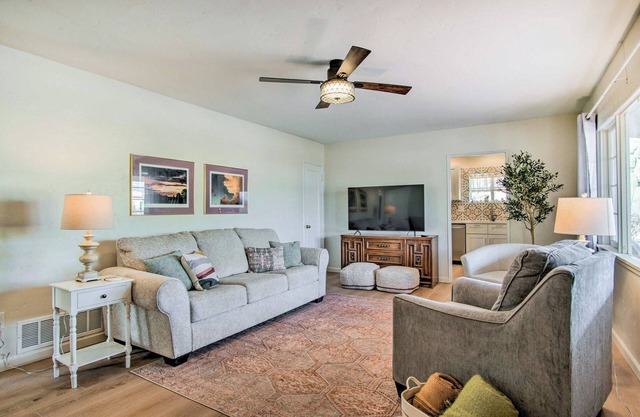 Centrally Located Tucson Home ~ 5 Mi to Dtwn!