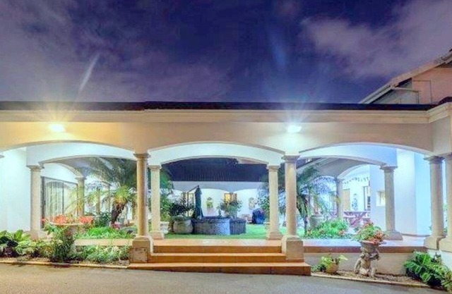 Centre Court B & B