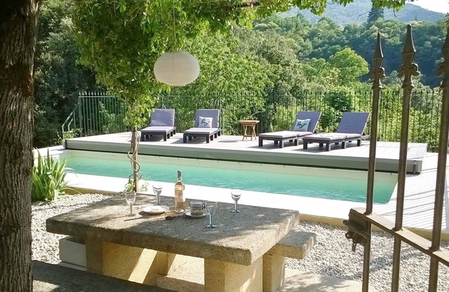 CEVENNES: Hiking, forest bathing, gathering. weekly rentals.
