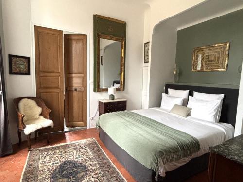 Château de Saint-Girons - Luxury Guest House in Provence
