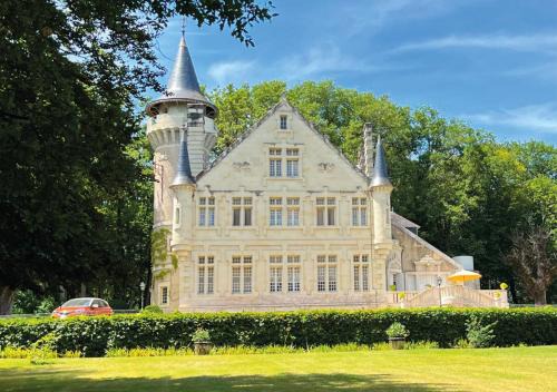 Château Picol entre Futuroscope et Châteaux de la Loire
