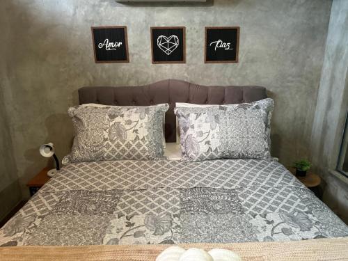 Chalé 05 com hidro e cozinha no coração de Penedo