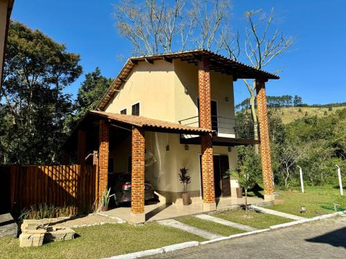 Chalé do Parque á 10 min de Penedo 3 min no Parque