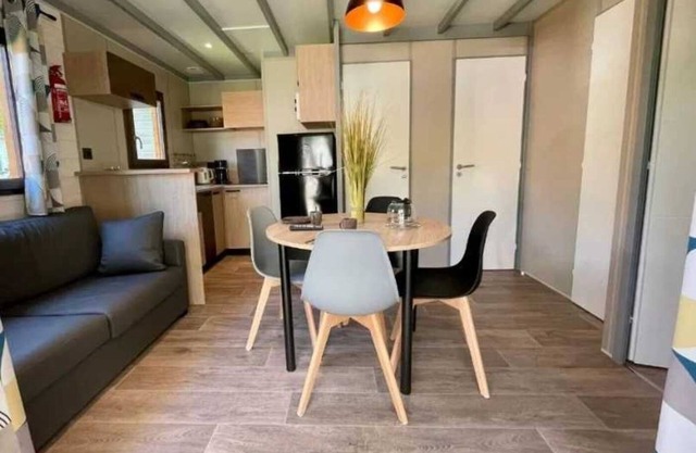 Chalet 4 étoiles - Piscine - eehedb