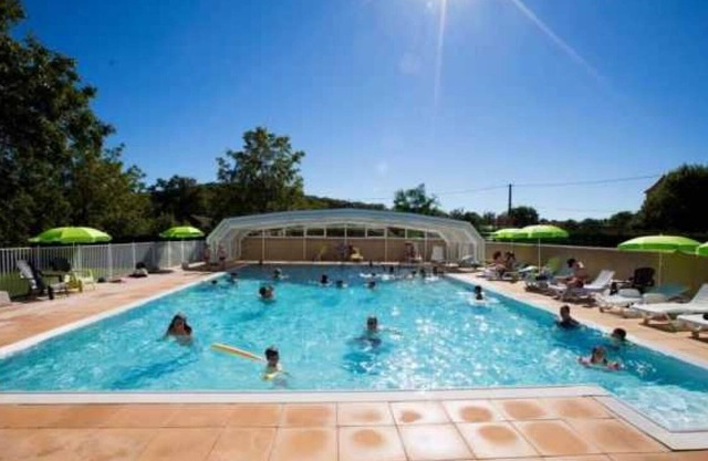 Chalet 4 étoiles - Piscine - eed0g0