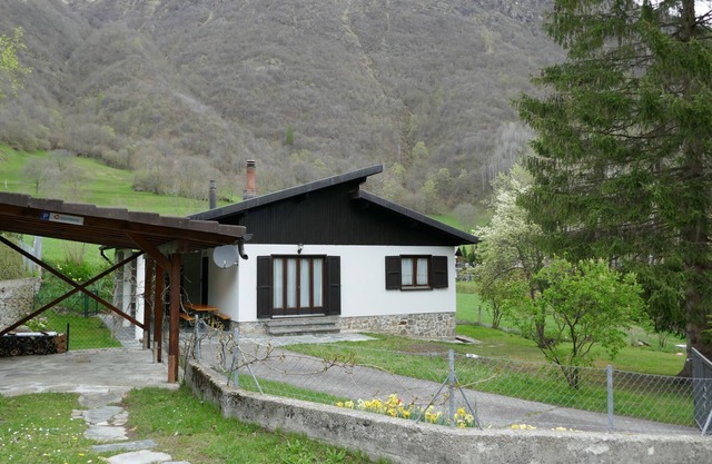 Chalet Al Portic by Interhome