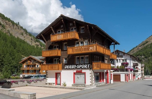 Chalet Alpenrösli by Interhome