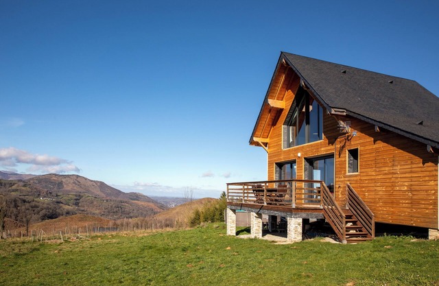 Chalet Belle vue Montagne Entre Bagnères et Lourdes
