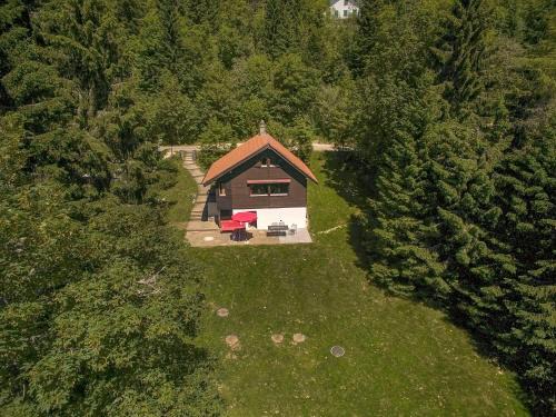 Chalet Chalet de la Vue des Alpes by Interhome
