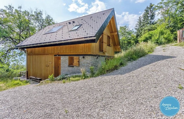 Chalet Chenavan – Secluded Retreat in the Heights of Talloires