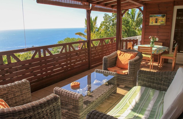 Chalet Filaos 2*, sea view, near Saint-Leu and its beaches