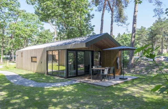 Chalet in Eindhoven near Bospark 't Wolfsven