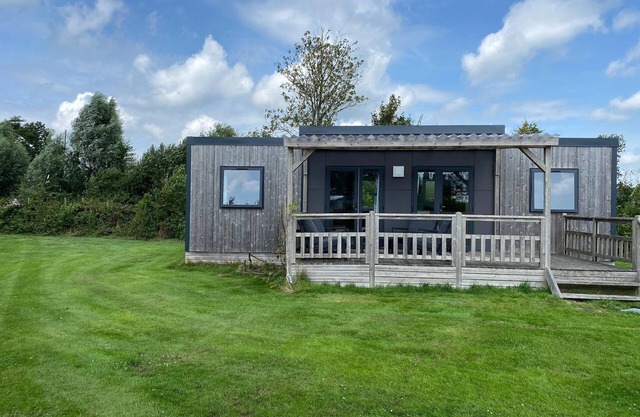 Chalet in Friesland near Alde Feanen Park