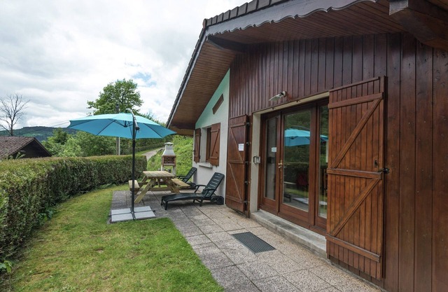 Chalet in Lotharingen near Forest & Ski Lift