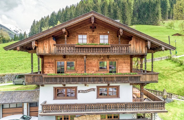 Chalet in panoramic location, 450m to the ski lift