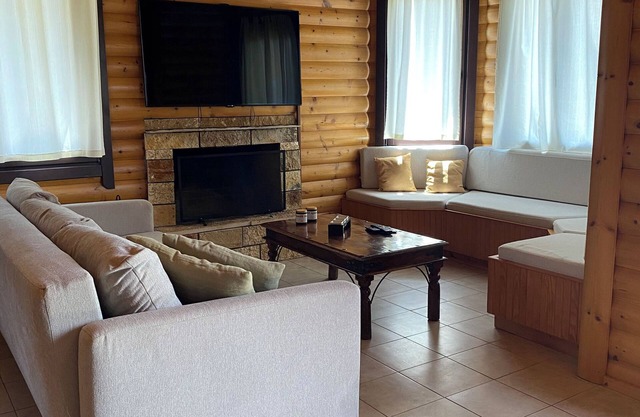 Chalet Klimatia - Beautiful wooden maisonette with fireplace