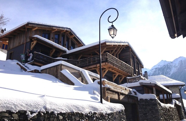 Chalet luxe 14 pers 6 chambres 6 sdb piscine intérieure privative sauna terrasse