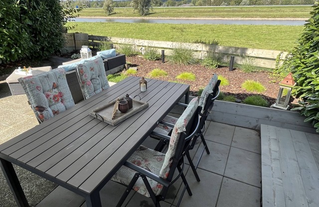 Chalet mit Direkter Iyssel Lage und Wassersport See (Haustier Freundlich