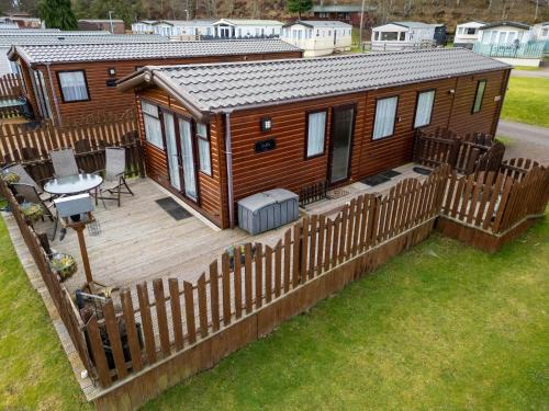 Chalet Monarch by Interhome