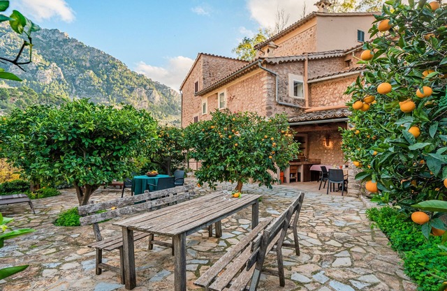 Chalet "Se Teulere" with Terrace & Wi-Fi