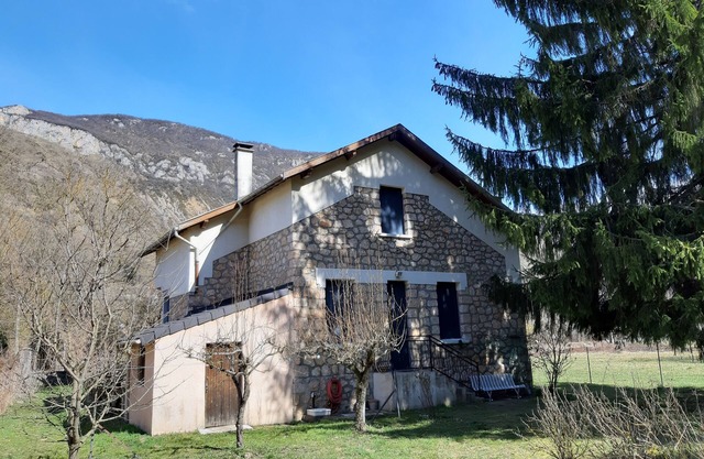 Chalet Tout Confort 10 mins from AX les Thermes