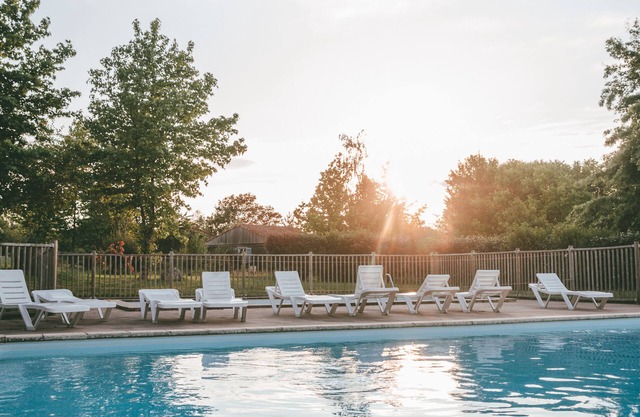 Chalet with swimming pool near Puy du Fou in holiday residence up to 6 people