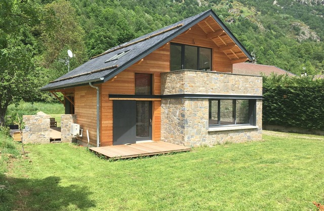 Chalet wood mountain Orlu near Ax-les-Thermes