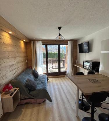 Chaleureux appartement moderne