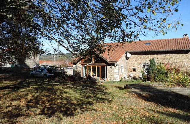 chambre à la campagne Saint André de Chalencon