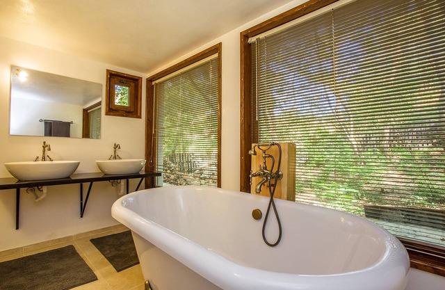 Chambre Provence, between the Pirin and Rhodope massifs!
