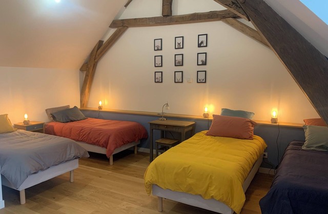 Chambre Spacieuse au Coeur de la Nature Mayennaise