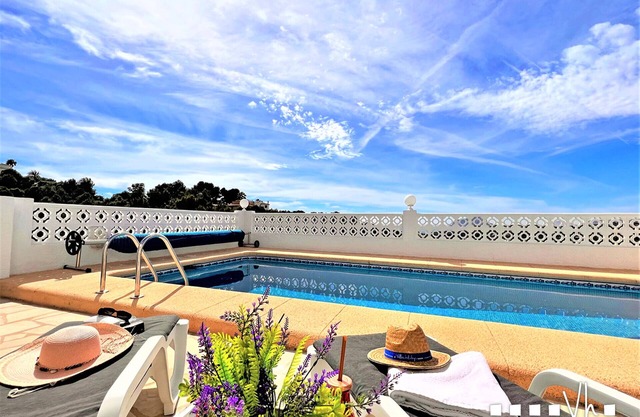 CHAMPY - Beautiful house in Moraira with sea views