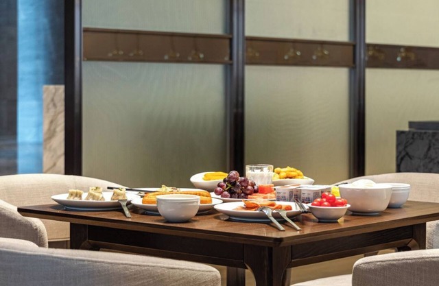 Changde Licheng Huating Hotel