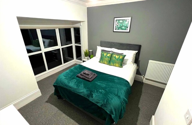 Chantry Suites Double Room with En-Suite in DN31