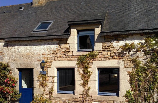 Character cottage, by the sea, Gulf of Morbihan, beach 150m, Vannes 10mn