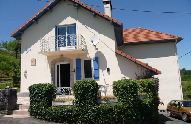 Character house with breathtaking views, sleeps 6.