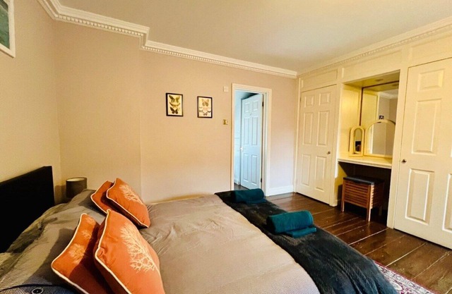 Characterful & cosy cottage in central Manningtree