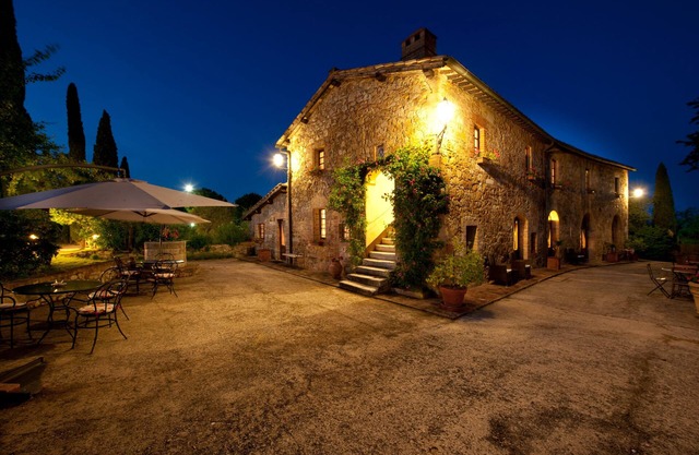 Characteristic Tuscan Retreat for families and couples in Val d'Orcia - Tuscany