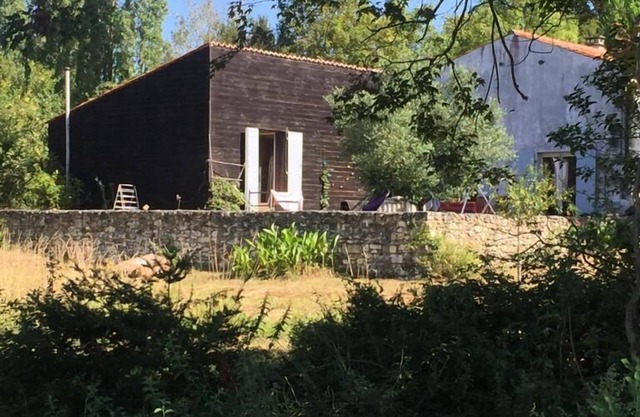 Charentaise house with private heated pool